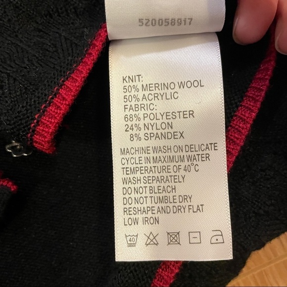 Vintage Black and Blue Floral Cardigan - Picture 8 of 12